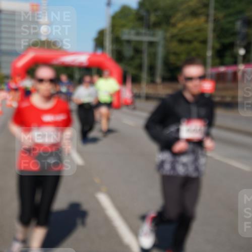 07.09.2025 - BARMER Alsterlauf Yannick Fuchs http://msf.ph/oto/8827918 07.09.2025 10:11:40 Laufen  meine-sportfotos.de