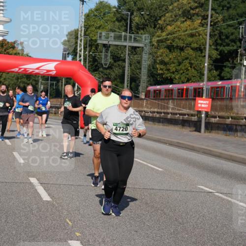 07.09.2025 - BARMER Alsterlauf Yannick Fuchs http://msf.ph/oto/8827924 07.09.2025 10:11:42 Laufen 4221, 2343, 4720 meine-sportfotos.de