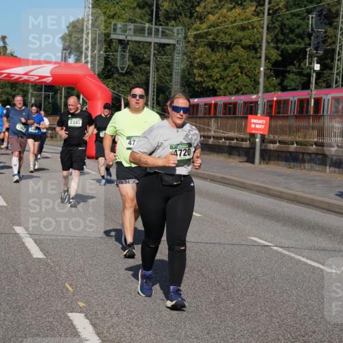 07.09.2025 - BARMER Alsterlauf Yannick Fuchs http://msf.ph/oto/8827927 07.09.2025 10:11:43 Laufen 4221, 3429, 5362, 2343, 24720, 9890989 meine-sportfotos.de