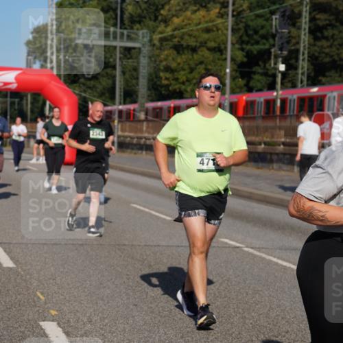 07.09.2025 - BARMER Alsterlauf Yannick Fuchs http://msf.ph/oto/8827930 07.09.2025 10:11:44 Laufen 2343, 471, 136, 4720 meine-sportfotos.de