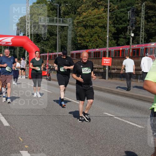 07.09.2025 - BARMER Alsterlauf Yannick Fuchs http://msf.ph/oto/8827937 07.09.2025 10:11:46 Laufen 3430, 3617, 5362, 378, 2343, 4719 meine-sportfotos.de