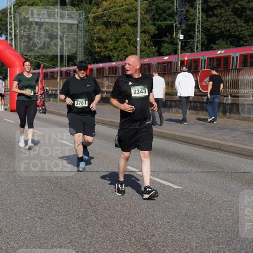 07.09.2025 - BARMER Alsterlauf Yannick Fuchs http://msf.ph/oto/8827941 07.09.2025 10:11:46 Laufen 361, 5362, 3781, 2343 meine-sportfotos.de