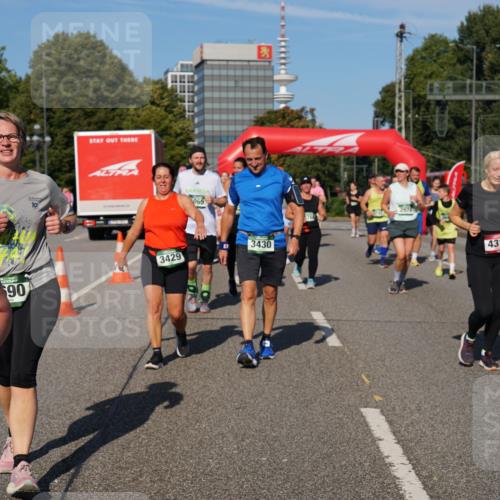 07.09.2025 - BARMER Alsterlauf Yannick Fuchs http://msf.ph/oto/8827972 07.09.2025 10:11:54 Laufen 065, 90, 3429, 3430, 4318 meine-sportfotos.de