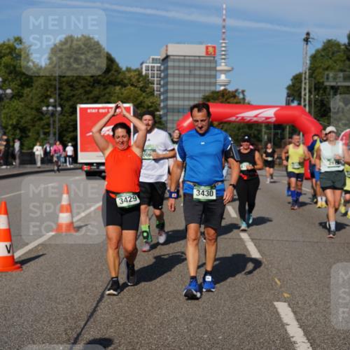07.09.2025 - BARMER Alsterlauf Yannick Fuchs http://msf.ph/oto/8827977 07.09.2025 10:11:54 Laufen 606, 3429, 3430, 4318 meine-sportfotos.de