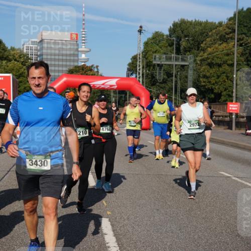 07.09.2025 - BARMER Alsterlauf Yannick Fuchs http://msf.ph/oto/8827984 07.09.2025 10:11:56 Laufen 3429, 65, 361, 3430, 210, 33, 4768, 3742, 3741, 2974 meine-sportfotos.de