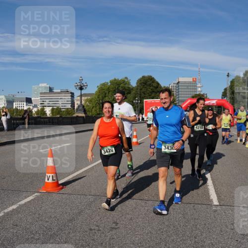 07.09.2025 - BARMER Alsterlauf Yannick Fuchs http://msf.ph/oto/8827985 07.09.2025 10:11:57 Laufen 3429, 3430, 4210, 47, 3742, 2974 meine-sportfotos.de