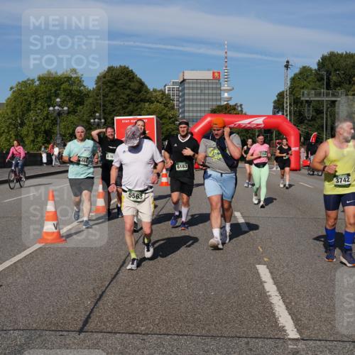 07.09.2025 - BARMER Alsterlauf Yannick Fuchs http://msf.ph/oto/8827994 07.09.2025 10:11:59 Laufen 4468, 5563, 6183, 1354, 3742, 3741 meine-sportfotos.de