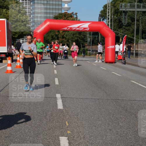 07.09.2025 - BARMER Alsterlauf Yannick Fuchs http://msf.ph/oto/8828028 07.09.2025 10:12:09 Laufen 2849, 3808, 4674, 4673 meine-sportfotos.de
