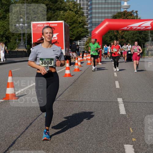 07.09.2025 - BARMER Alsterlauf Yannick Fuchs http://msf.ph/oto/8828038 07.09.2025 10:12:11 Laufen 3808, 5360, 4674, 4673 meine-sportfotos.de