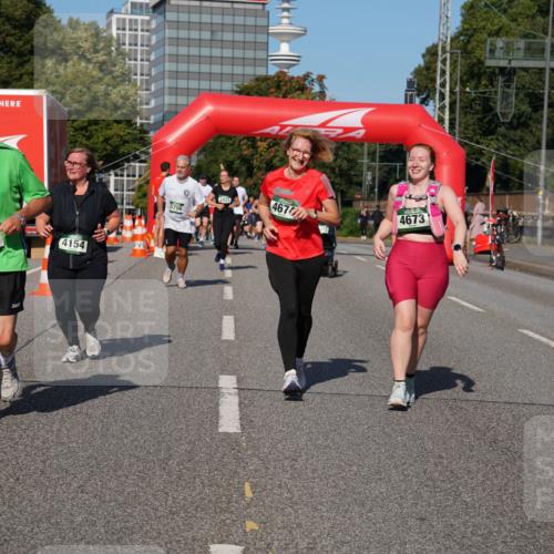 07.09.2025 - BARMER Alsterlauf Yannick Fuchs http://msf.ph/oto/8828039 07.09.2025 10:12:17 Laufen 5360, 4154, 2451, 4674, 4673, 5756 meine-sportfotos.de