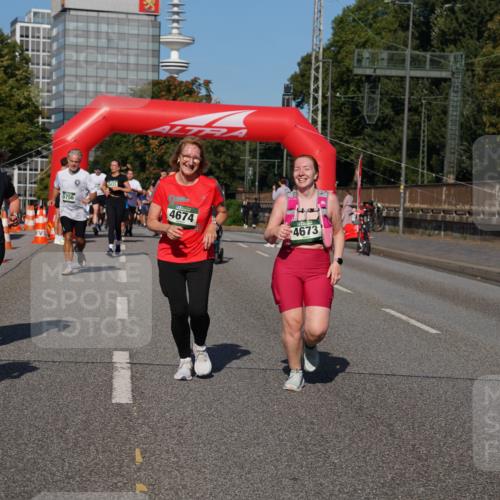 07.09.2025 - BARMER Alsterlauf Yannick Fuchs http://msf.ph/oto/8828041 07.09.2025 10:12:17 Laufen 360, 4154, 5756, 4674, 4673 meine-sportfotos.de