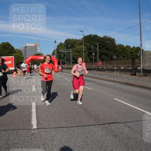 07.09.2025 - BARMER Alsterlauf Yannick Fuchs http://msf.ph/oto/8828047 07.09.2025 10:12:19 Laufen 60, 4154, 4674, 4673 meine-sportfotos.de