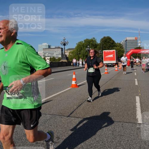 07.09.2025 - BARMER Alsterlauf Yannick Fuchs http://msf.ph/oto/8828050 07.09.2025 10:12:20 Laufen 5300, 4154, 4674 meine-sportfotos.de