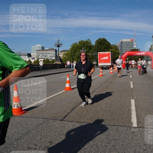 07.09.2025 - BARMER Alsterlauf Yannick Fuchs http://msf.ph/oto/8828051 07.09.2025 10:12:20 Laufen 13, 5360, 4154, 4674 meine-sportfotos.de