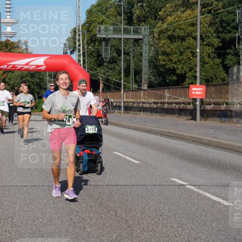 07.09.2025 - BARMER Alsterlauf Yannick Fuchs http://msf.ph/oto/8828062 07.09.2025 10:12:23 Laufen 2431, 8468, 3127, 76, 2473 meine-sportfotos.de