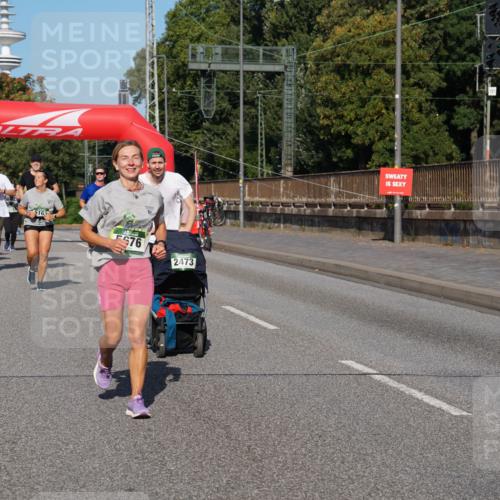 07.09.2025 - BARMER Alsterlauf Yannick Fuchs http://msf.ph/oto/8828063 07.09.2025 10:12:23 Laufen 8468, 2473 meine-sportfotos.de