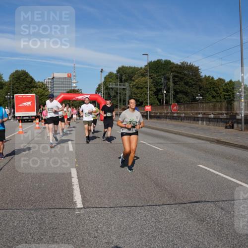 07.09.2025 - BARMER Alsterlauf Yannick Fuchs http://msf.ph/oto/8828080 07.09.2025 10:12:29 Laufen 3011, 8468, 2633, 5163 meine-sportfotos.de