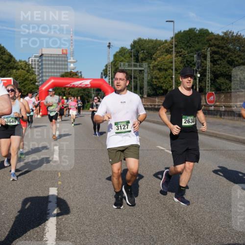 07.09.2025 - BARMER Alsterlauf Yannick Fuchs http://msf.ph/oto/8828090 07.09.2025 10:12:31 Laufen 136, 3649, 3127, 2638, 4047 meine-sportfotos.de