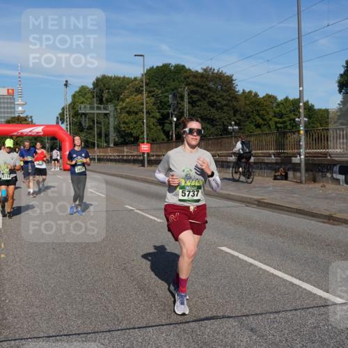 07.09.2025 - BARMER Alsterlauf Yannick Fuchs http://msf.ph/oto/8828133 07.09.2025 10:12:40 Laufen 2114, 2857, 5737 meine-sportfotos.de