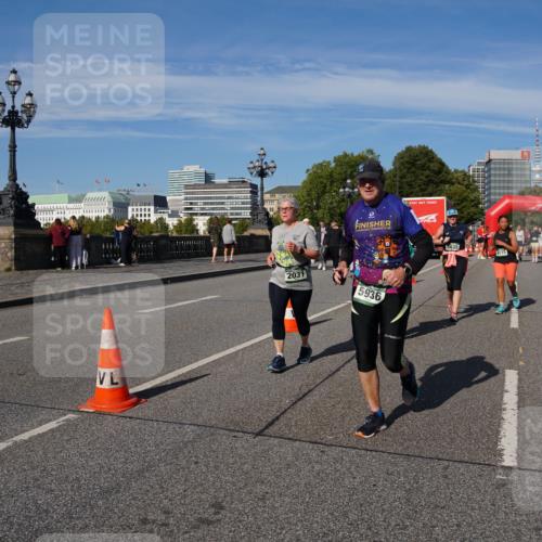 07.09.2025 - BARMER Alsterlauf Yannick Fuchs http://msf.ph/oto/8828146 07.09.2025 10:12:43 Laufen 2031, 5936, 5832, 52, 4115, 2114, 10 meine-sportfotos.de