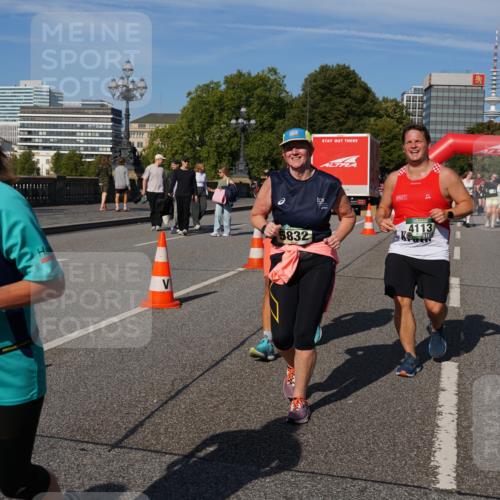 07.09.2025 - BARMER Alsterlauf Yannick Fuchs http://msf.ph/oto/8828155 07.09.2025 10:12:46 Laufen 2014, 403, 5832, 4113 meine-sportfotos.de