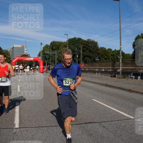 07.09.2025 - BARMER Alsterlauf Yannick Fuchs http://msf.ph/oto/8828156 07.09.2025 10:12:46 Laufen 5832, 4113, 5232 meine-sportfotos.de