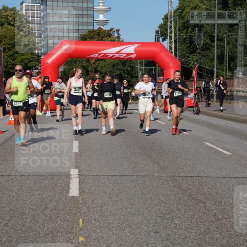 07.09.2025 - BARMER Alsterlauf Yannick Fuchs http://msf.ph/oto/8828164 07.09.2025 10:12:49 Laufen 3582, 6292, 4497, 4495, 2443, 4765 meine-sportfotos.de