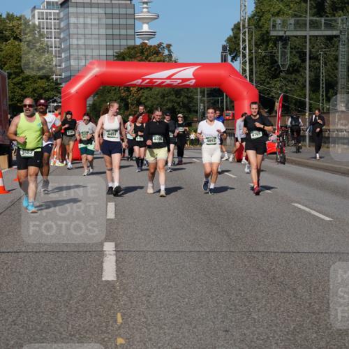 07.09.2025 - BARMER Alsterlauf Yannick Fuchs http://msf.ph/oto/8828165 07.09.2025 10:12:49 Laufen 3582, 6292, 255, 4497, 4447, 4765, 4693 meine-sportfotos.de