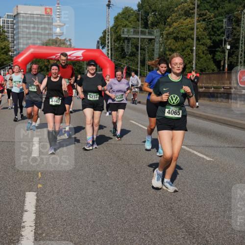 07.09.2025 - BARMER Alsterlauf Yannick Fuchs http://msf.ph/oto/8828190 07.09.2025 10:12:58 Laufen 4109, 545, 2461, 2447, 4447, 02, 5237, 5888, 4065 meine-sportfotos.de