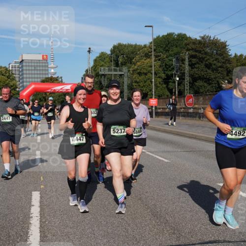 07.09.2025 - BARMER Alsterlauf Yannick Fuchs http://msf.ph/oto/8828199 07.09.2025 10:13:00 Laufen 2713, 5032, 102, 2447, 4447, 5237, 5888, 4492 meine-sportfotos.de