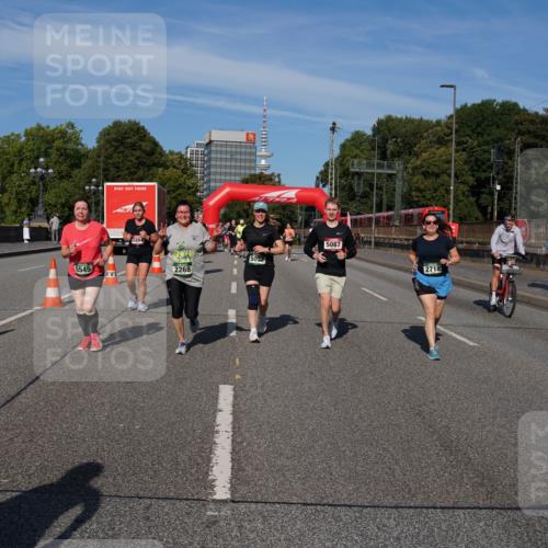 07.09.2025 - BARMER Alsterlauf Yannick Fuchs http://msf.ph/oto/8828214 07.09.2025 10:13:04 Laufen 5545, 2268, 5032, 5087, 2718 meine-sportfotos.de