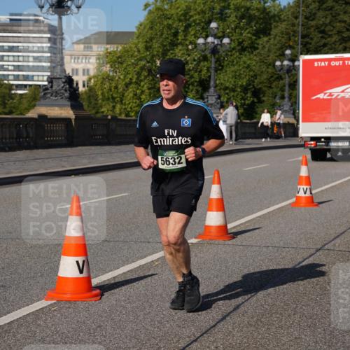 07.09.2025 - BARMER Alsterlauf Yannick Fuchs http://msf.ph/oto/8828244 07.09.2025 10:13:11 Laufen 5632 meine-sportfotos.de