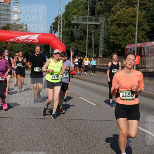 07.09.2025 - BARMER Alsterlauf Yannick Fuchs http://msf.ph/oto/8828252 07.09.2025 10:13:13 Laufen 758, 20, 4324, 4396, 2470, 2222, 2946, 4650 meine-sportfotos.de