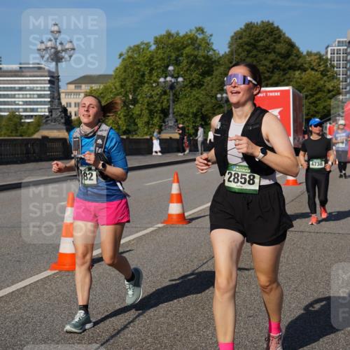 07.09.2025 - BARMER Alsterlauf Yannick Fuchs http://msf.ph/oto/8828273 07.09.2025 10:13:18 Laufen 82, 36, 2858, 4738, 2720, 825 meine-sportfotos.de
