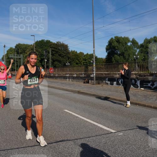 07.09.2025 - BARMER Alsterlauf Yannick Fuchs http://msf.ph/oto/8828281 07.09.2025 10:13:19 Laufen 5, 3231, 4324 meine-sportfotos.de