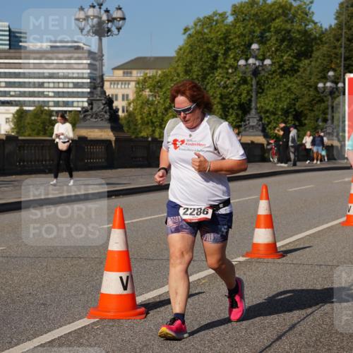 07.09.2025 - BARMER Alsterlauf Yannick Fuchs http://msf.ph/oto/8828340 07.09.2025 10:13:36 Laufen 2286, 2575, 286 meine-sportfotos.de