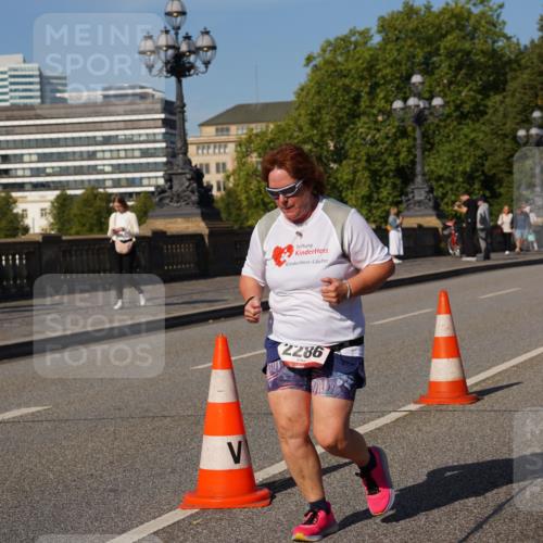 07.09.2025 - BARMER Alsterlauf Yannick Fuchs http://msf.ph/oto/8828341 07.09.2025 10:13:36 Laufen 2575, 2286 meine-sportfotos.de