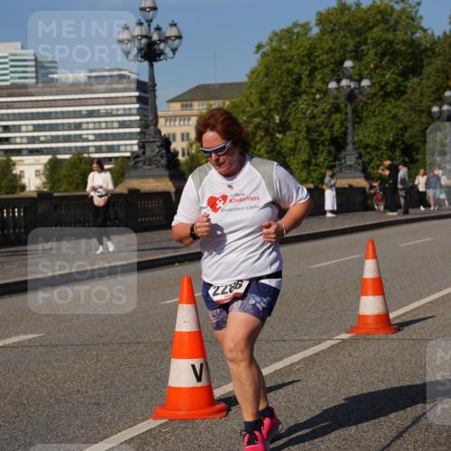 07.09.2025 - BARMER Alsterlauf Yannick Fuchs http://msf.ph/oto/8828342 07.09.2025 10:13:36 Laufen 2575, 2286 meine-sportfotos.de