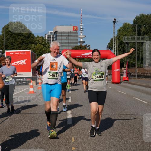 07.09.2025 - BARMER Alsterlauf Yannick Fuchs http://msf.ph/oto/8828349 07.09.2025 10:13:38 Laufen 3194, 3881, 14, 5464, 4025, 4818, 5465 meine-sportfotos.de