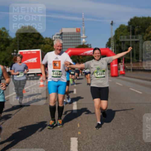 07.09.2025 - BARMER Alsterlauf Yannick Fuchs http://msf.ph/oto/8828351 07.09.2025 10:13:38 Laufen 3881, 5464, 5465 meine-sportfotos.de