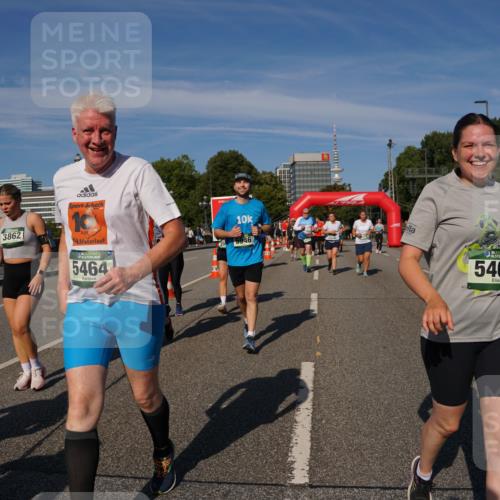 07.09.2025 - BARMER Alsterlauf Yannick Fuchs http://msf.ph/oto/8828359 07.09.2025 10:13:40 Laufen 3862, 10, 14, 5464, 10, 5946, 5465 meine-sportfotos.de