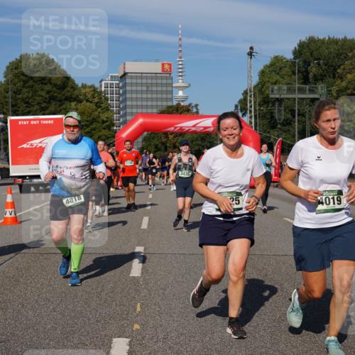 07.09.2025 - BARMER Alsterlauf Yannick Fuchs http://msf.ph/oto/8828367 07.09.2025 10:13:44 Laufen 4200, 4818, 5290, 3435, 25, 4019 meine-sportfotos.de