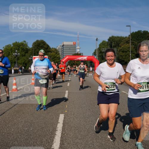 07.09.2025 - BARMER Alsterlauf Yannick Fuchs http://msf.ph/oto/8828371 07.09.2025 10:13:45 Laufen 4200, 4818, 925, 4019 meine-sportfotos.de