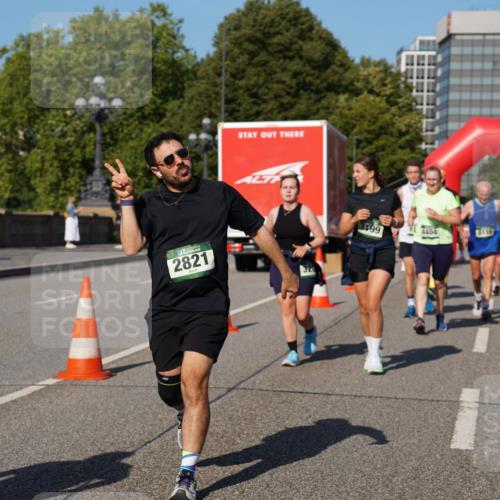 07.09.2025 - BARMER Alsterlauf Yannick Fuchs http://msf.ph/oto/8828396 07.09.2025 10:13:53 Laufen 2821, 32, 3199, 3722, 4404 meine-sportfotos.de