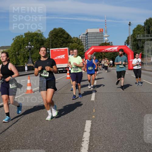 07.09.2025 - BARMER Alsterlauf Yannick Fuchs http://msf.ph/oto/8828404 07.09.2025 10:13:56 Laufen 320, 3199, 4404, 8119, 3723, 3724, 3793 meine-sportfotos.de