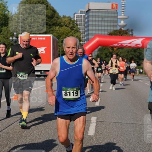 07.09.2025 - BARMER Alsterlauf Yannick Fuchs http://msf.ph/oto/8828410 07.09.2025 10:13:59 Laufen 36, 3149, 2493, 36, 8119, 136, 3723 meine-sportfotos.de