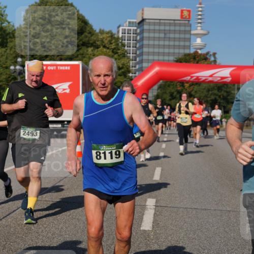 07.09.2025 - BARMER Alsterlauf Yannick Fuchs http://msf.ph/oto/8828411 07.09.2025 10:13:59 Laufen 2493, 136, 8119, 136, 3723 meine-sportfotos.de