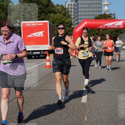 07.09.2025 - BARMER Alsterlauf Yannick Fuchs http://msf.ph/oto/8828416 07.09.2025 10:14:03 Laufen 4802, 3021 meine-sportfotos.de
