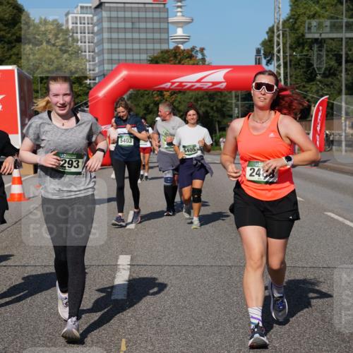 07.09.2025 - BARMER Alsterlauf Yannick Fuchs http://msf.ph/oto/8828427 07.09.2025 10:14:08 Laufen 4287, 293, 5403, 5405, 248 meine-sportfotos.de