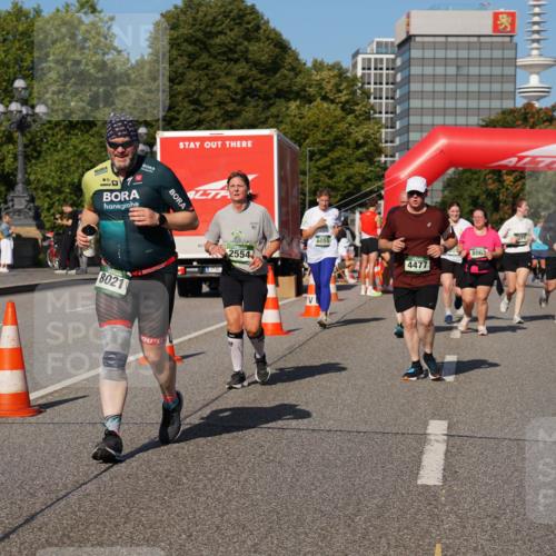 07.09.2025 - BARMER Alsterlauf Yannick Fuchs http://msf.ph/oto/8828460 07.09.2025 10:14:18 Laufen 8021, 2554, 6055, 4477, 8063, 3993 meine-sportfotos.de